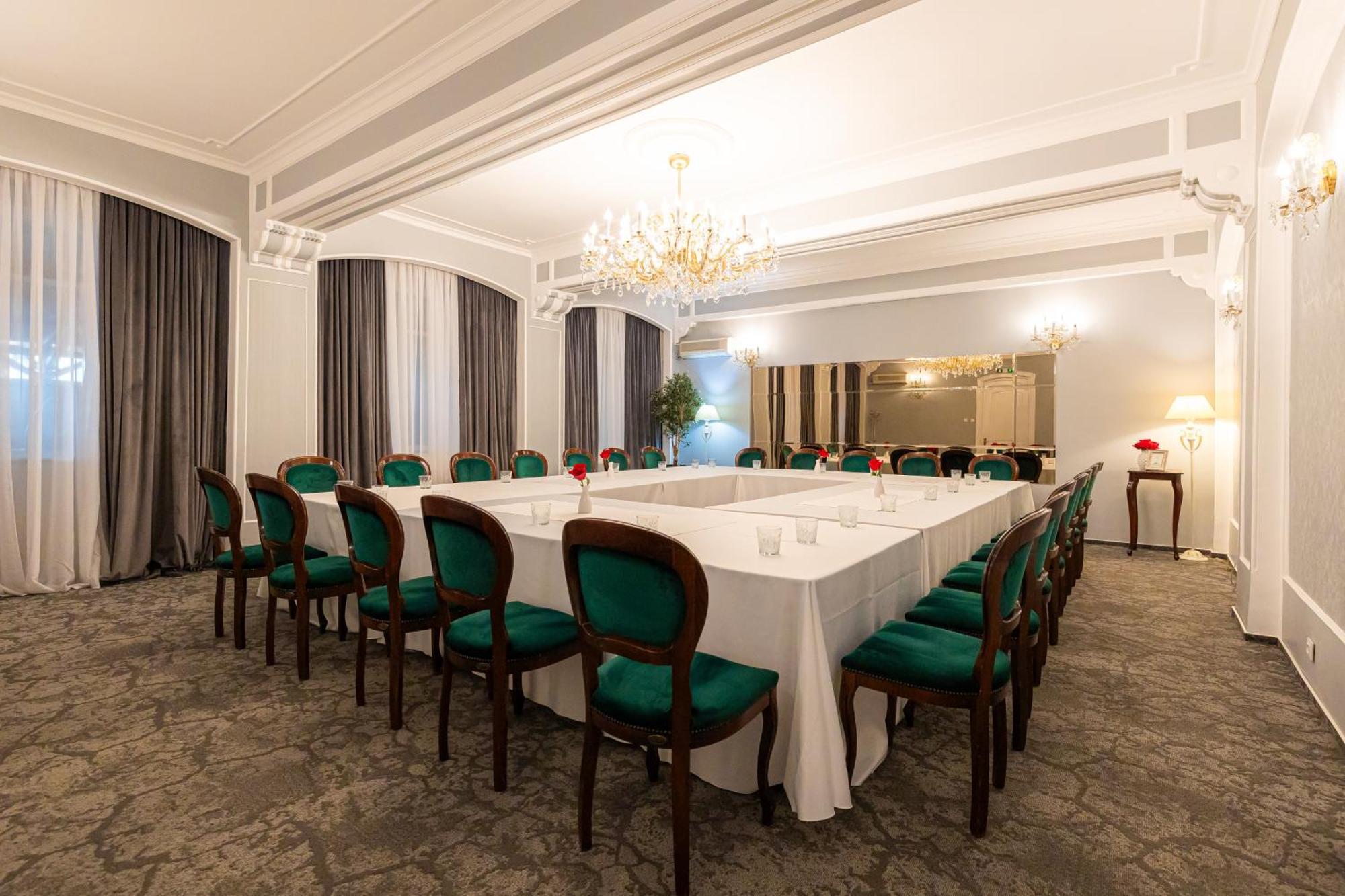 Hotel Brilliant Meses ซาเลา ภายนอก รูปภาพ