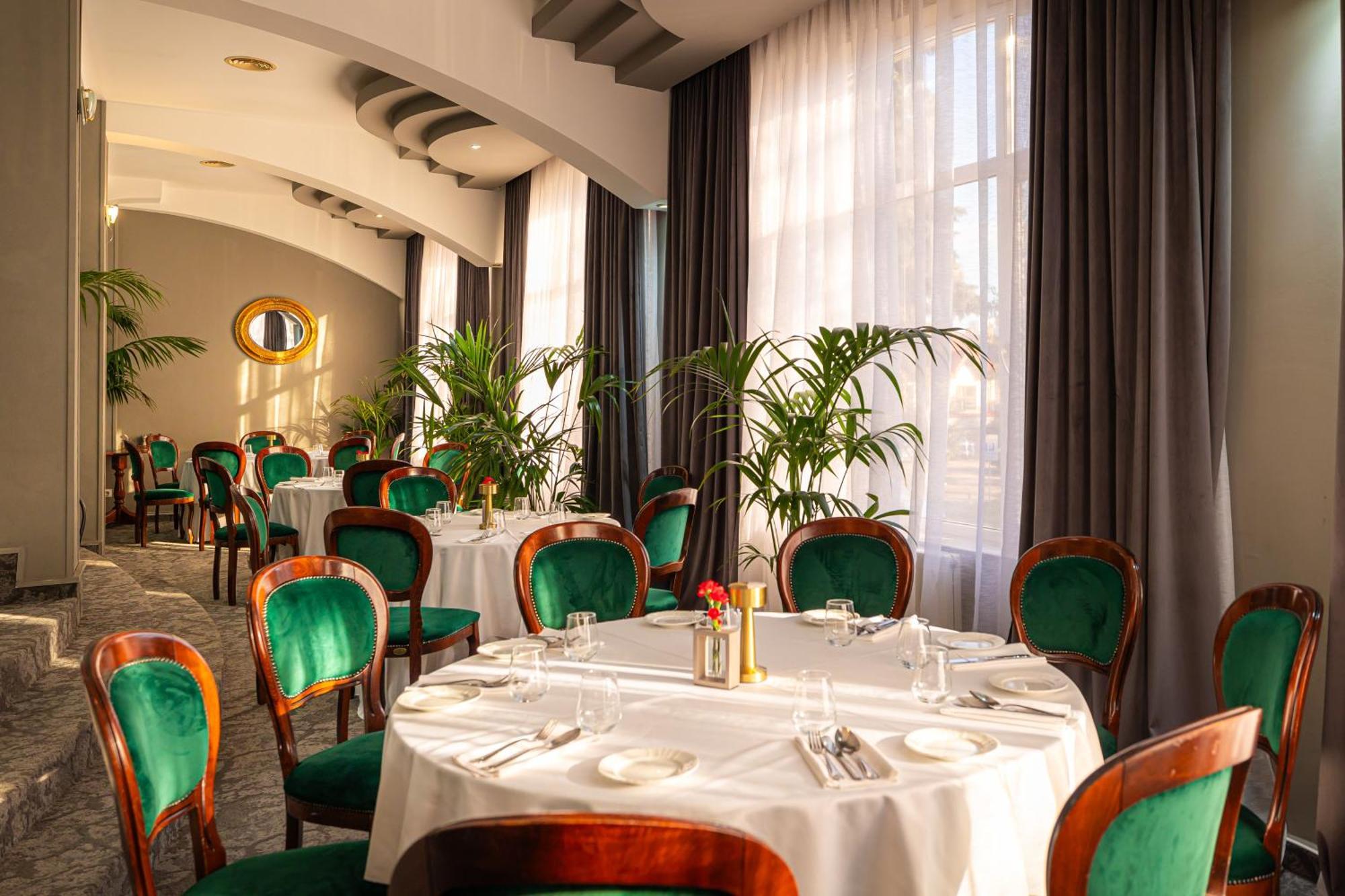 Hotel Brilliant Meses ซาเลา ภายนอก รูปภาพ