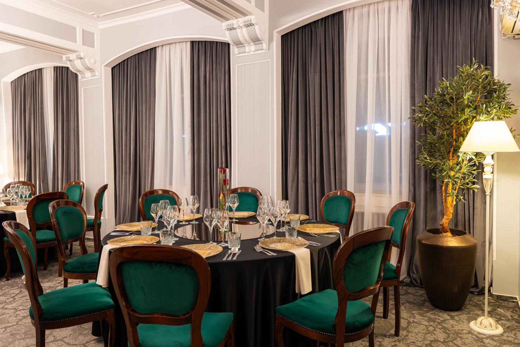 Hotel Brilliant Meses ซาเลา ภายนอก รูปภาพ